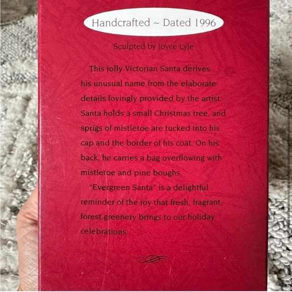 Vintage Evergreen Santa Hallmark
Ornament 1996 - Picture 4 of 4